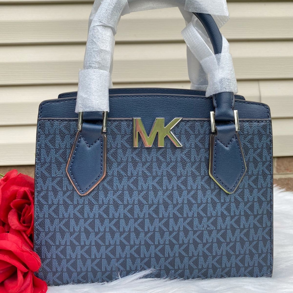 Michael kors purse medium messenger satchel